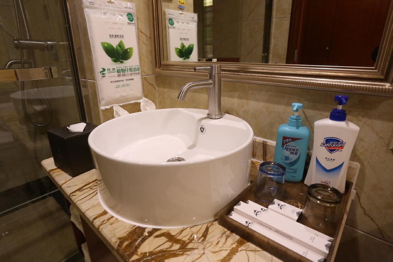 Mingshan Hotel Chengdu Luaran gambar